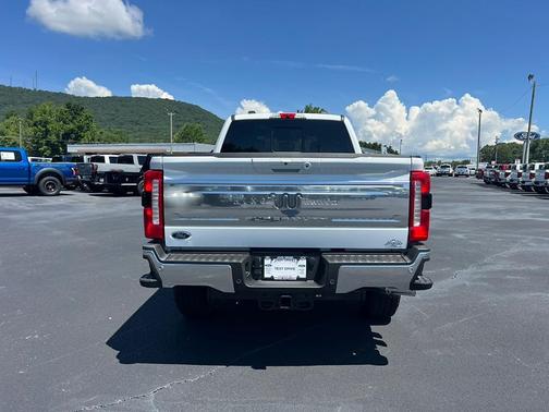 2025 Ford F-350 King Ranch