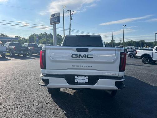 2025 GMC Sierra 2500 Denali Ultimate