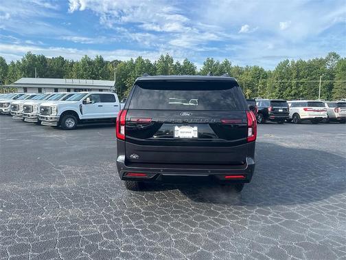 2025 Ford Expedition Tremor
