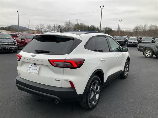 2026 Ford Escape ST-Line Select