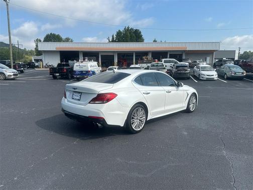2021 Genesis G70 2.0T
