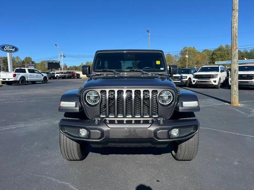 2021 Jeep Wrangler Unlimited Sahara Altitude