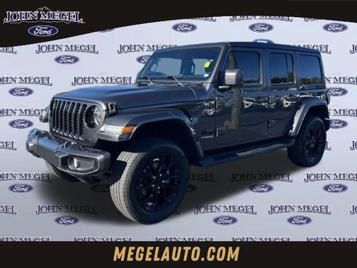 2021 Jeep Wrangler Unlimited Sahara Altitude