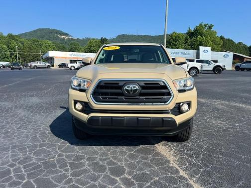 2018 Toyota Tacoma SR5