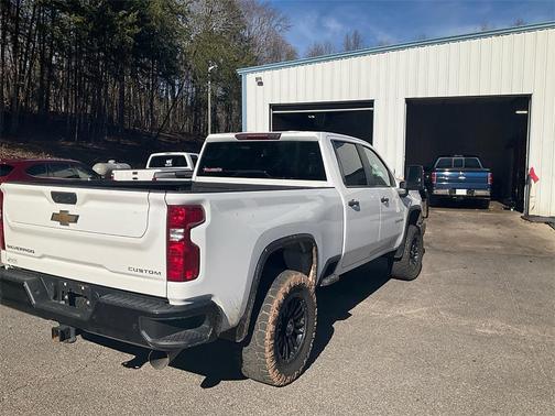 2024 Chevrolet Silverado 2500 Custom
