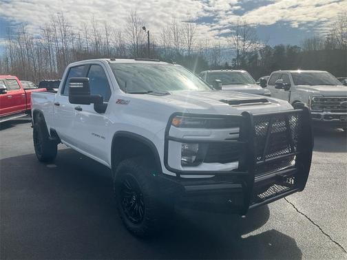 2024 Chevrolet Silverado 2500 Custom