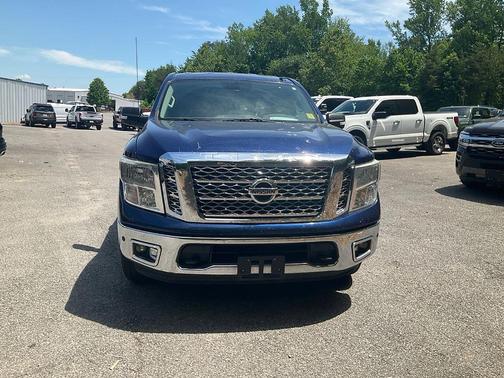 Gray 2017 Nissan Titan SV