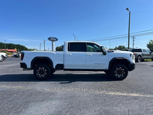2024 GMC Sierra 2500 AT4X