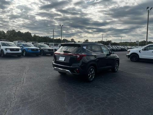 2024 Kia Seltos S