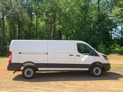 Oxford White 2026 Ford Transit-250 Base