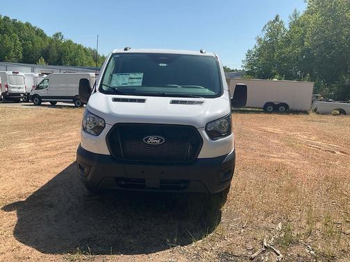 Oxford White 2026 Ford Transit-250 Base
