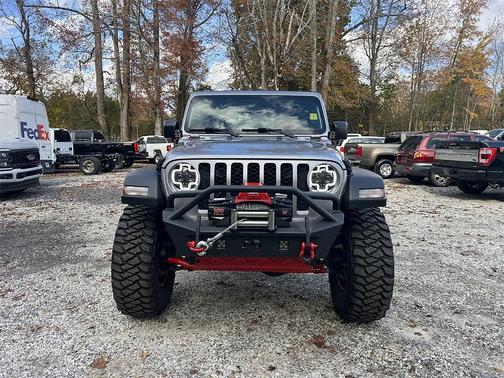 2020 Jeep Gladiator Sport