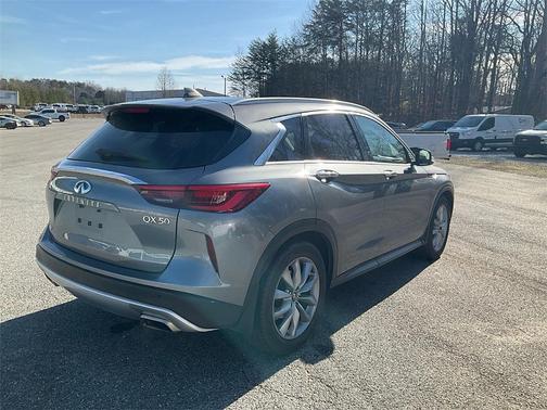 2021 INFINITI QX50 Luxe