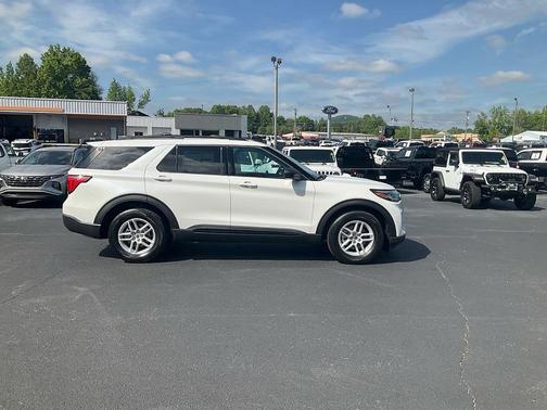 White 2026 Ford Explorer Active