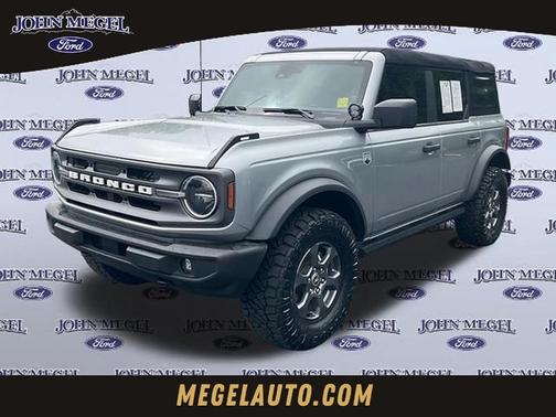 Iconic Silver Metallic 2023 Ford Bronco Big Bend