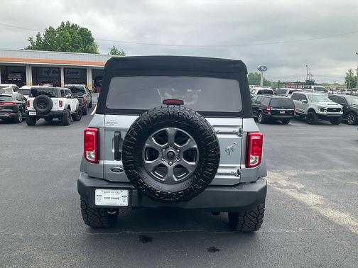 Iconic Silver Metallic 2023 Ford Bronco Big Bend