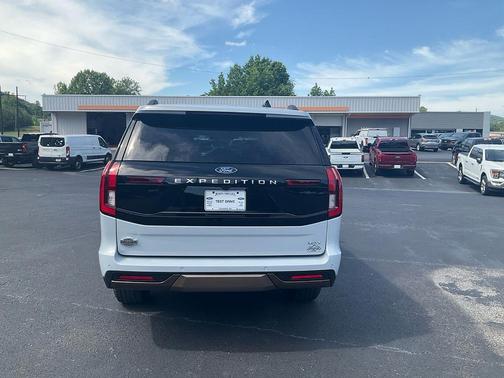 Silver 2026 Ford Expedition Max King Ranch