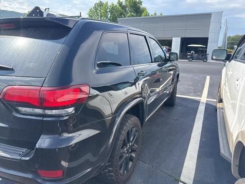 2021 Jeep Grand Cherokee Laredo X