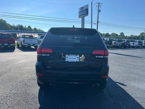 2021 Jeep Grand Cherokee Laredo X