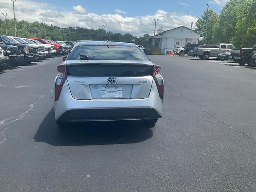 Classic Silver Metallic 2017 Toyota Prius Four