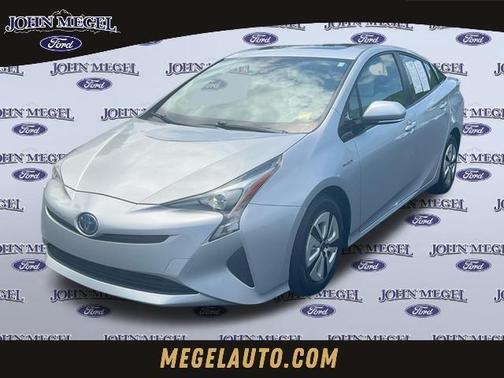 Classic Silver Metallic 2017 Toyota Prius Four
