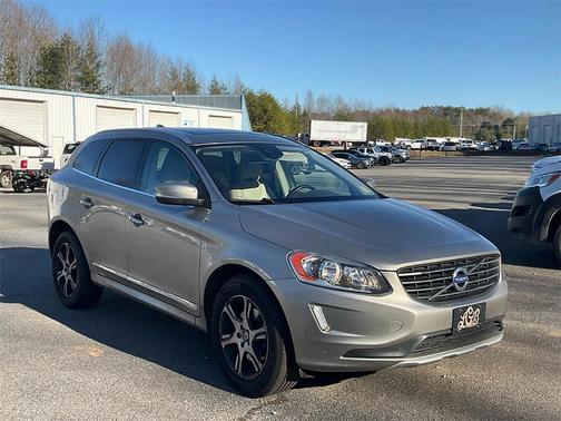 2015 Volvo XC60 T6 Premier Plus