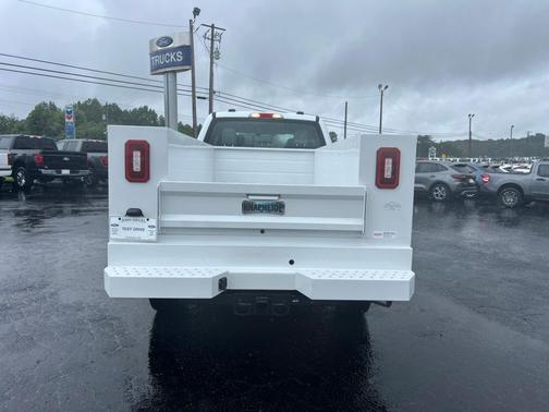 2025 Ford F-250 XL