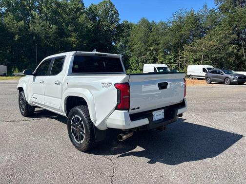 Pearl 2024 Toyota Tacoma TRD Sport