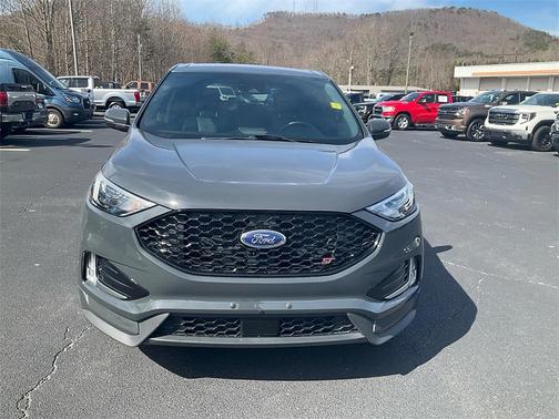 2021 Ford Edge ST
