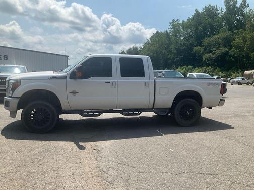 White Platinum Tri-Coat Metallic 2015 Ford F-250 Lariat