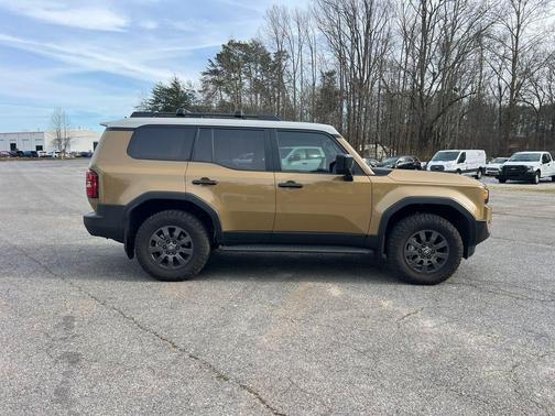 2024 Toyota Land Cruiser .