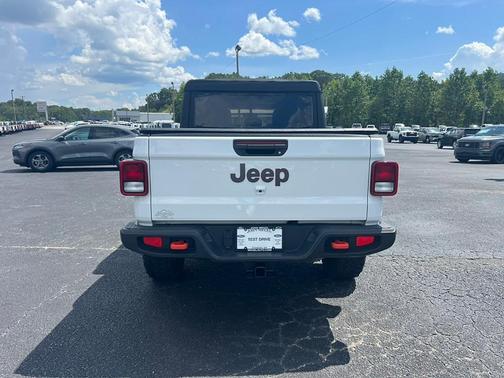 2023 Jeep Gladiator Mojave