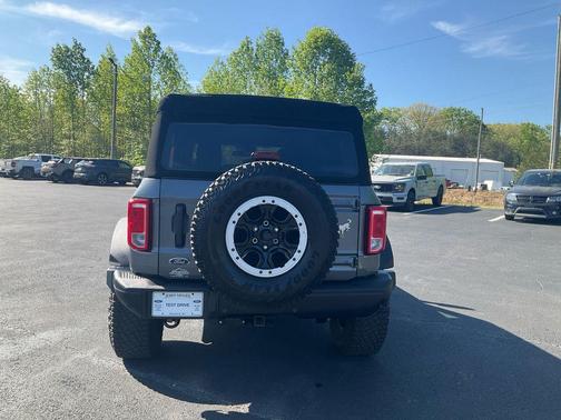 Gray Metallic 2024 Ford Bronco Black Diamond