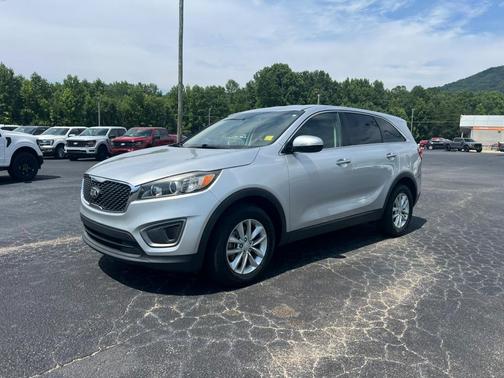 2016 Kia Sorento L