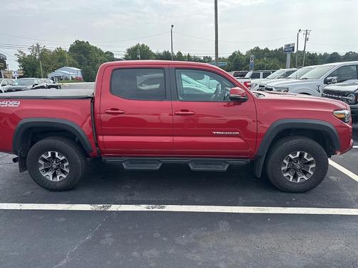 2023 Toyota Tacoma SR