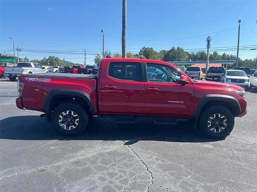 2023 Toyota Tacoma SR