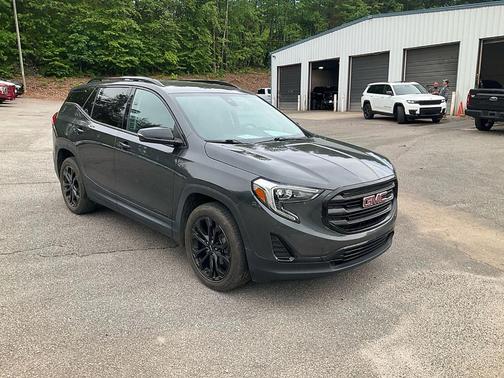 Graphite Gray Metallic 2021 GMC Terrain SLE