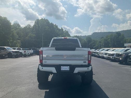 White Metallic 2021 Ford F-350 Platinum