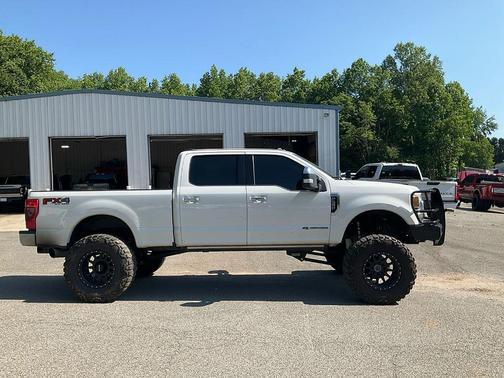 White Metallic 2021 Ford F-350 Platinum