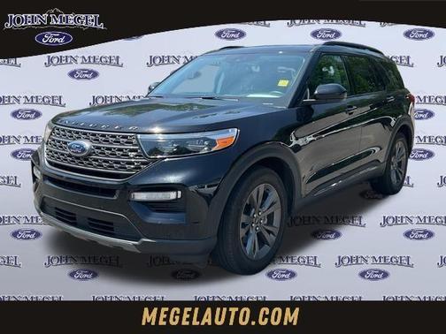 Black Metallic 2024 Ford Explorer XLT