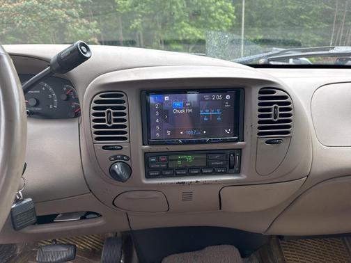 2003 Ford F-150 Lariat SuperCrew