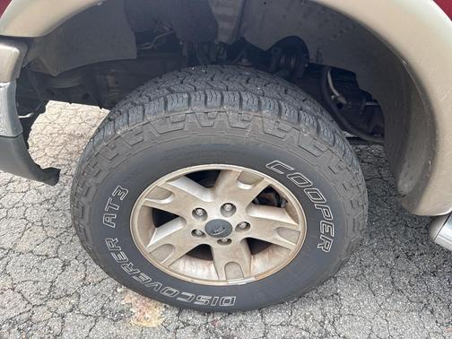 2003 Ford F-150 Lariat SuperCrew
