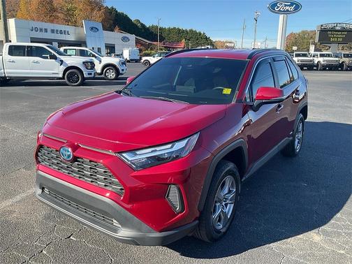 2022 Toyota RAV4 Hybrid XLE