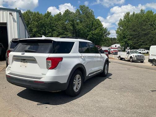Oxford White 2020 Ford Explorer XLT