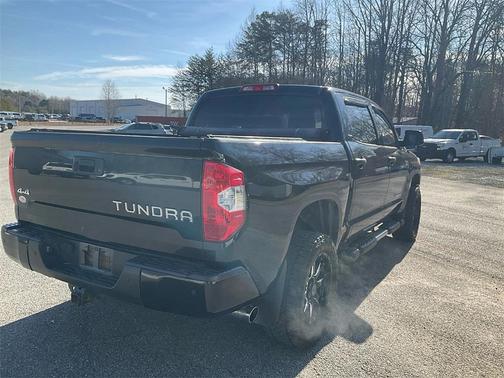 2016 Toyota Tundra SR5