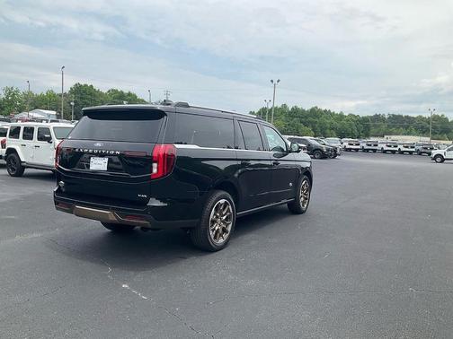 Black Metallic 2026 Ford Expedition Max King Ranch