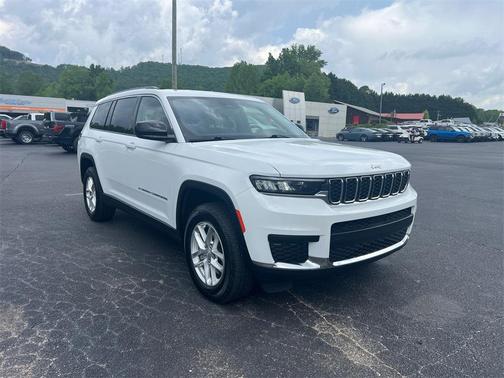 2022 Jeep Grand Cherokee L Laredo