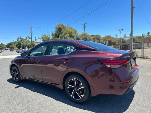 2024 Nissan Sentra SV