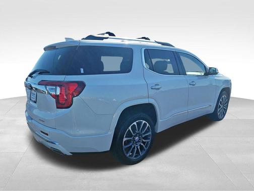 White 2022 GMC Acadia Denali