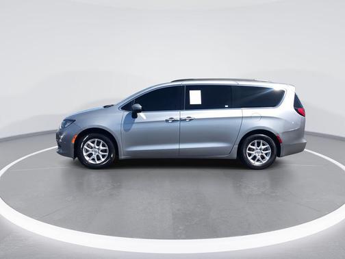 Billet Silver Metallic Clearcoat 2020 Chrysler Voyager LXI